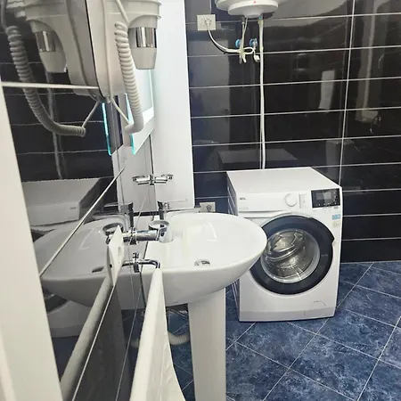 Blue Coast-lovely Located In Lungomare * Wlora